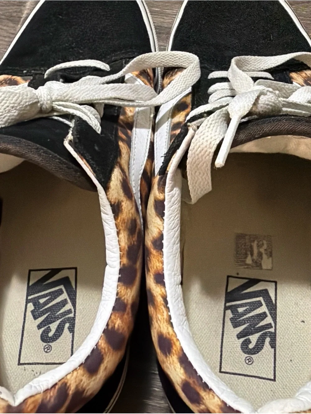 VANS Old Skool Low Top Leopard/Cheetah Lace Up Suede Slip on Shoes size 10